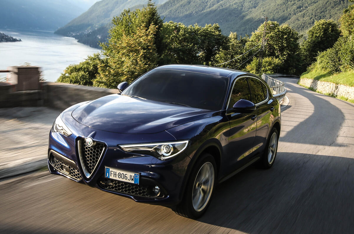Alfa Romeo Stelvio 2 0t Super Q4 2017 Review Autocar