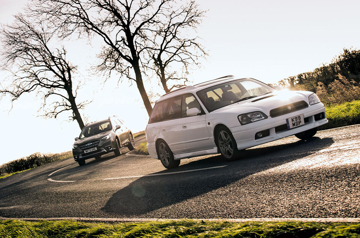 subaru outback vs subaru legacy 2024 jh 89