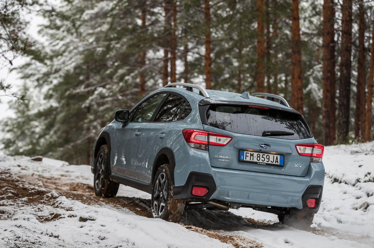 Subaru Xv 2 0 Se Premium 2018 Review Autocar