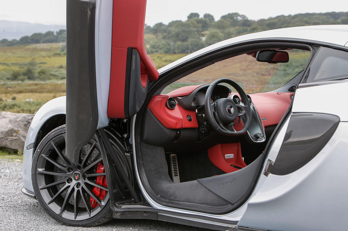 Jaguar F Type Svr Vs Mclaren 570gt Great British Gts Compared