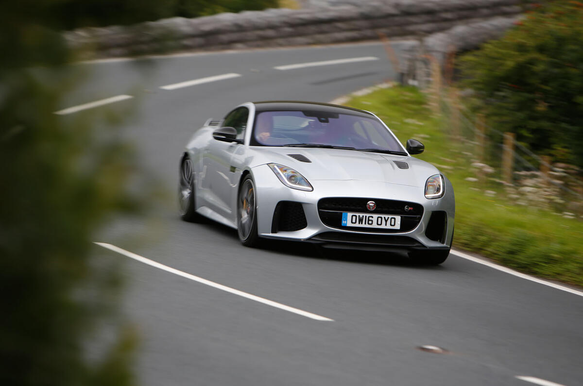 Jaguar F Type Svr Vs Mclaren 570gt Great British Gts Compared