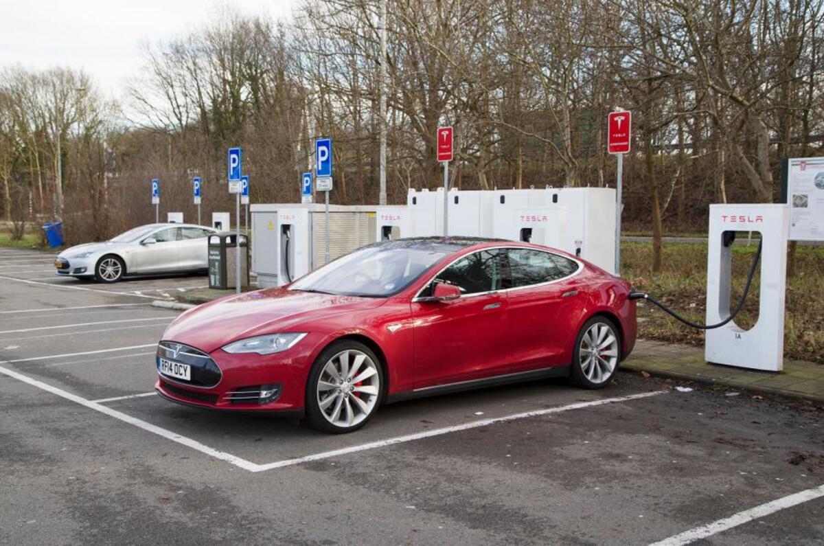 Third Generation Tesla Supercharger To Double Existing Uk Charger