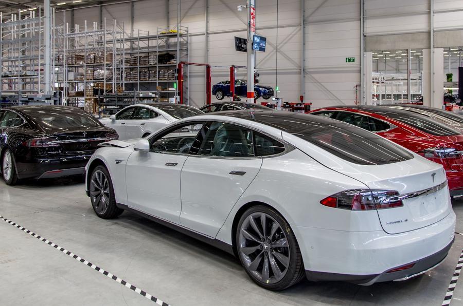 Tesla Model S production line - Tilburg