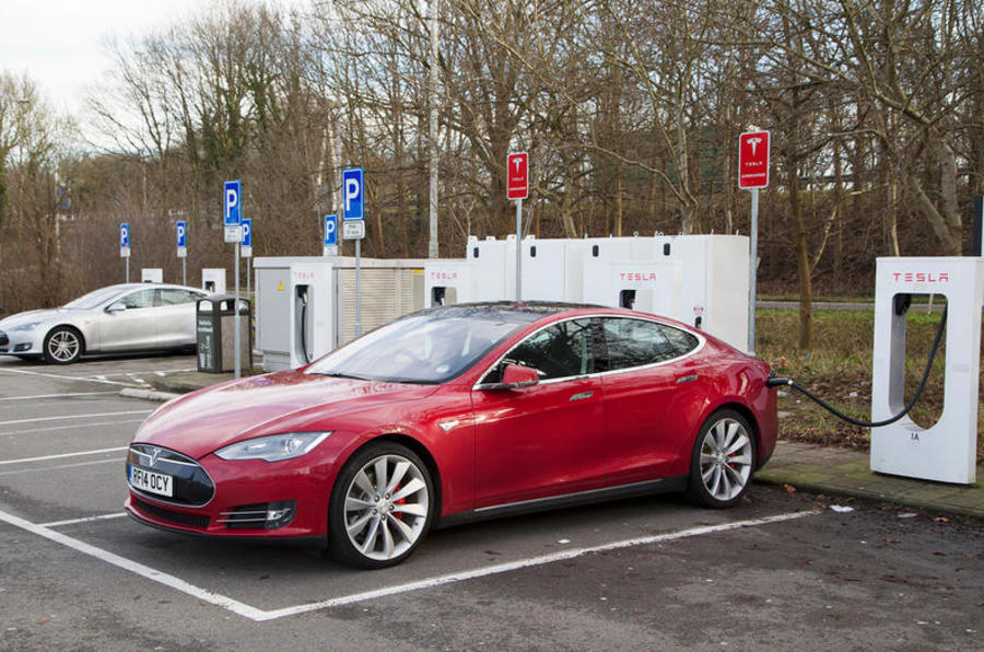 Tesla delays price increases caused by Brexit until 14 January
