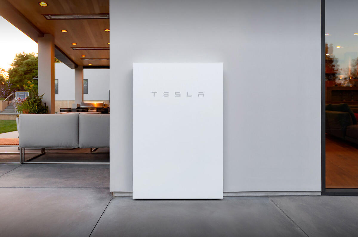 Tesla Powerwall official lifestyle