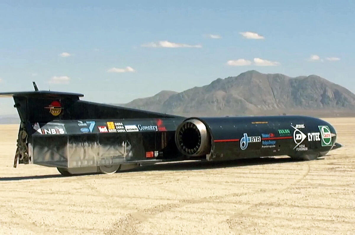Автомобиль thrust ssc