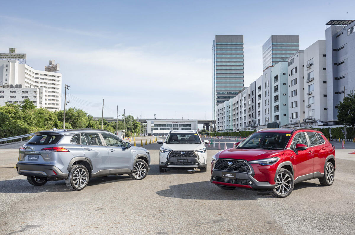 New Toyota Corolla Cross Compact Suv Unveiled In Thailand Autocar