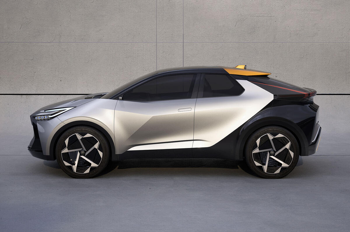 2022 - [Toyota] CH-R Prologue  Toyota-ch-r-side