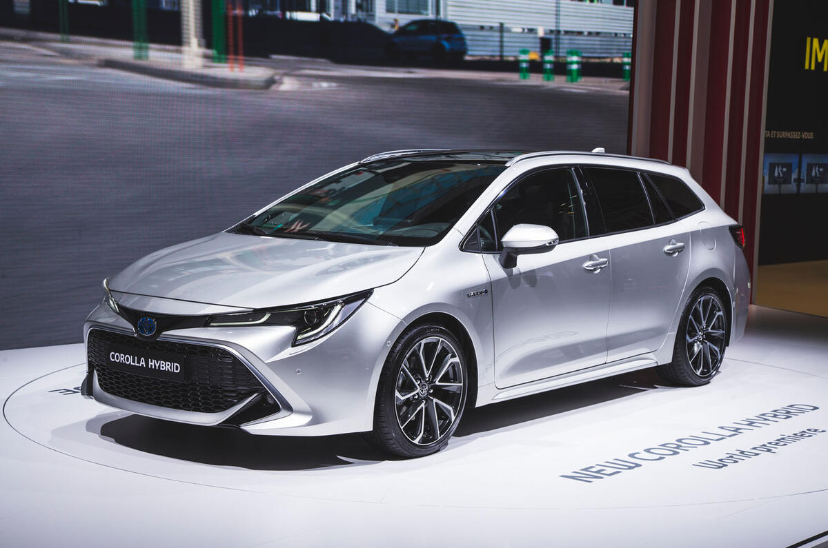 Toyota corolla hybrid 2019 clearance price