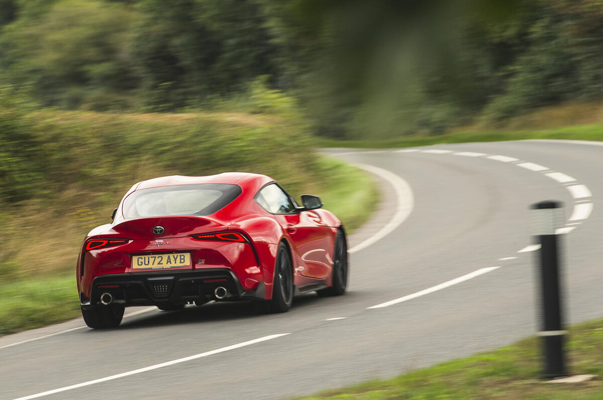 toyota supra 2022 03 back tracking