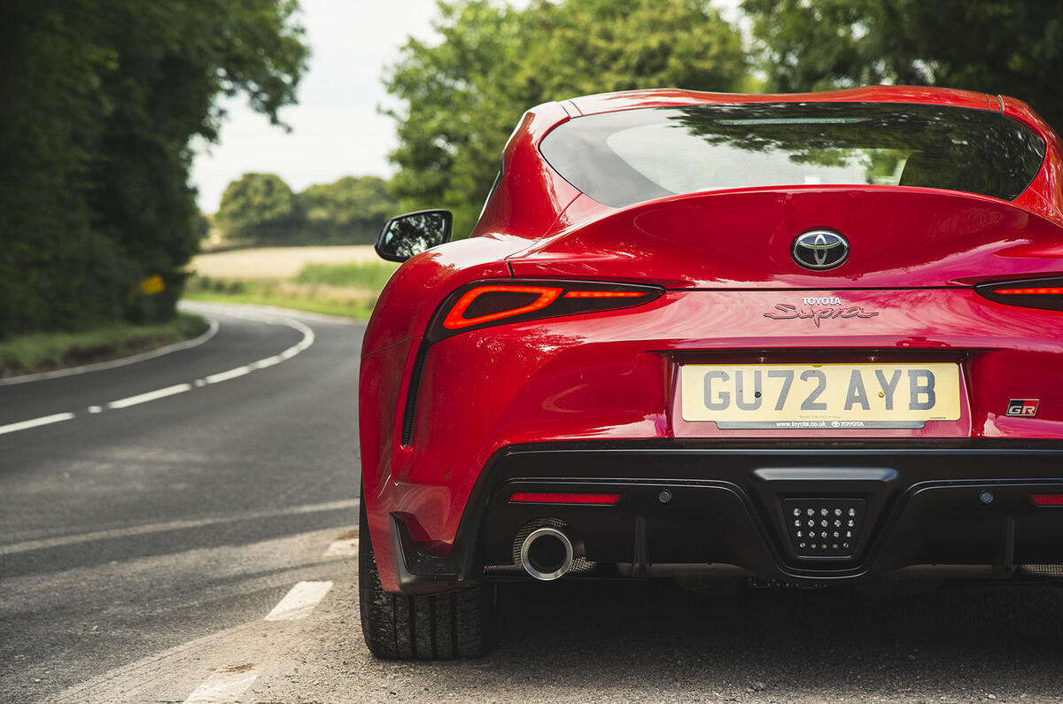 toyota supra 2022 15 back
