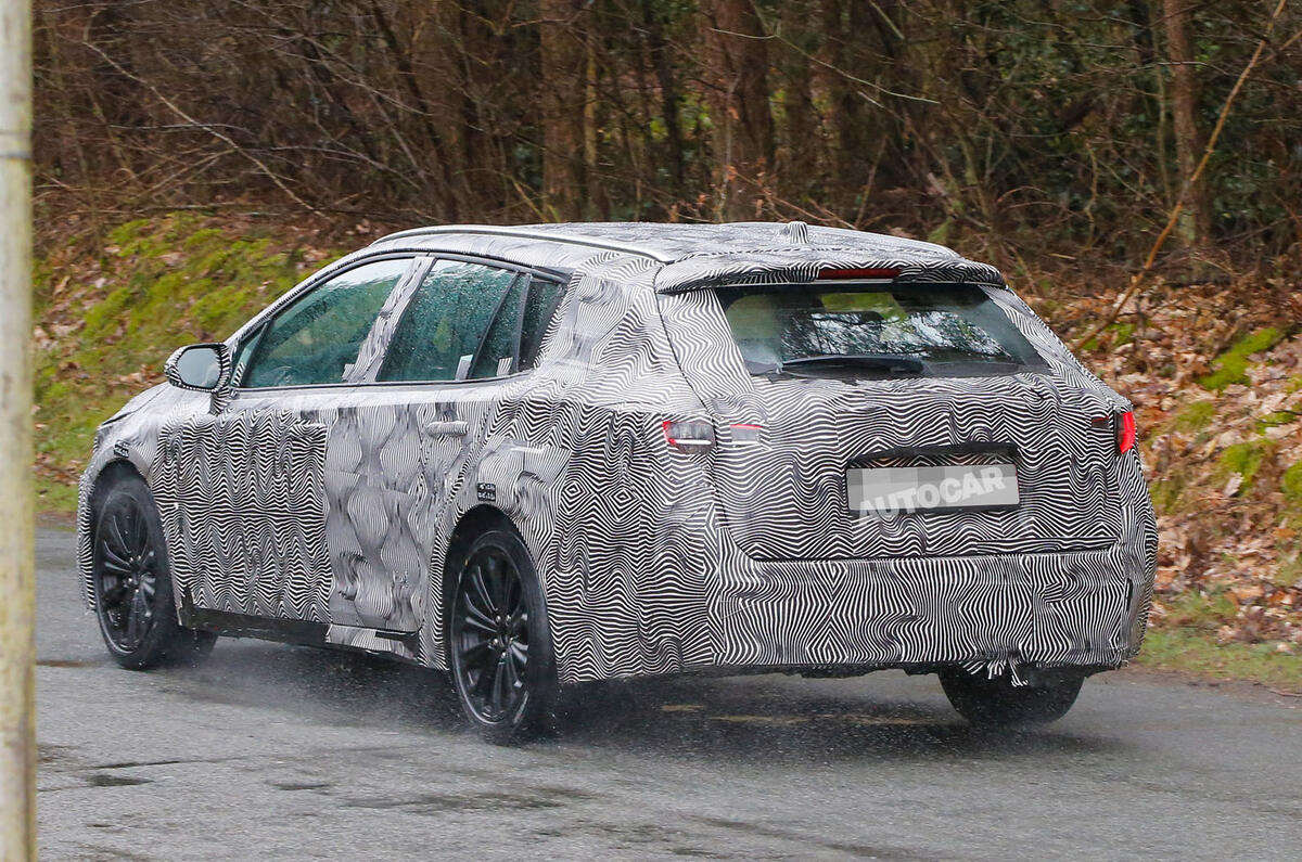 toyota_auris_combi_017.jpg?itok=5ODTTs2X
