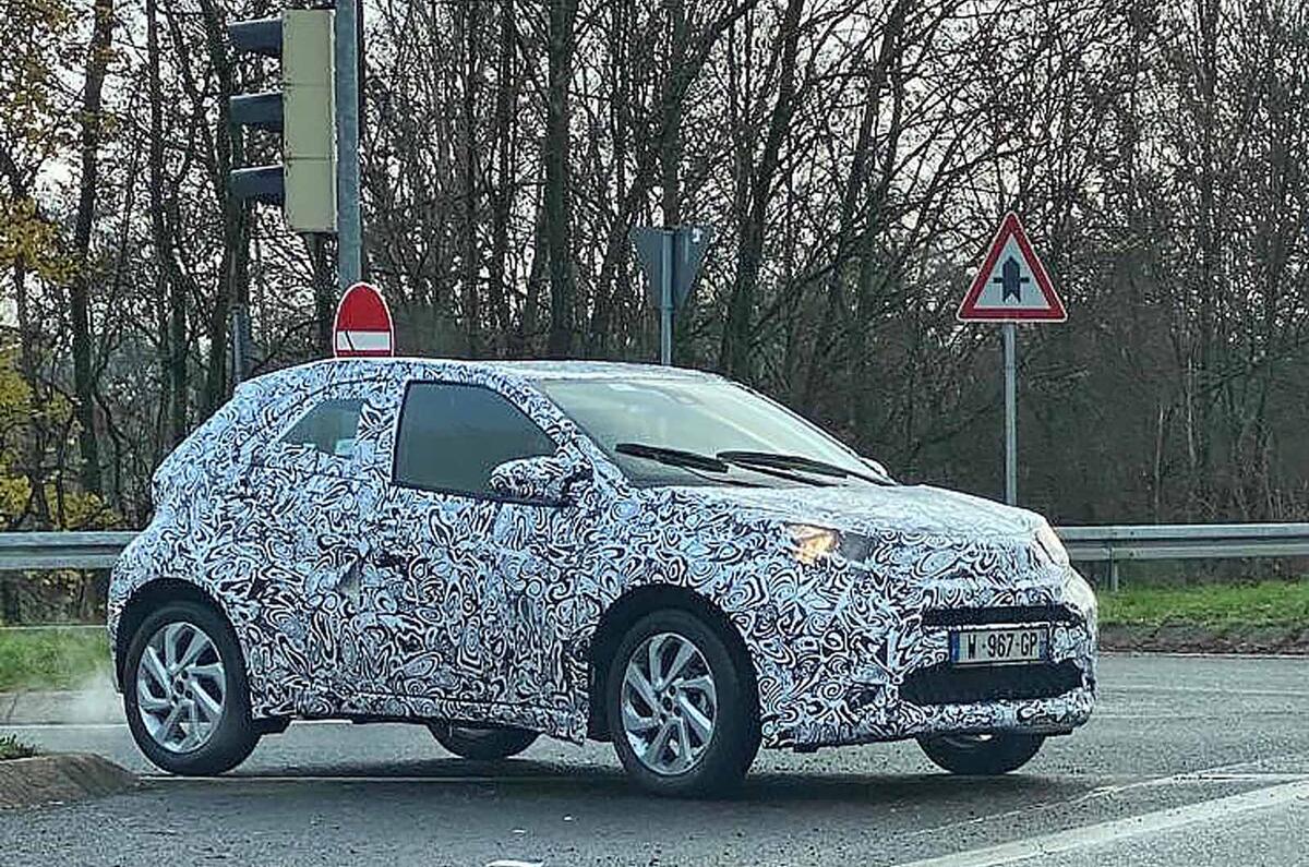 aygo spia generazione autocar hunted