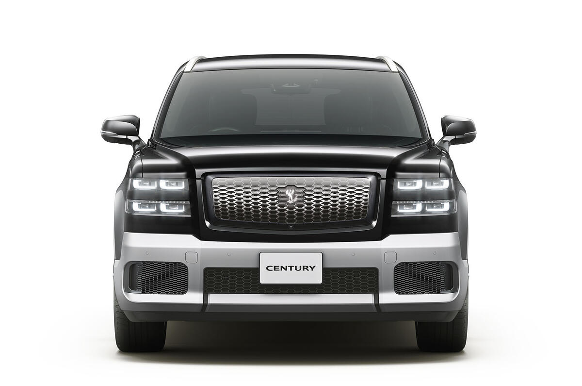 Toyota Century SUV front
