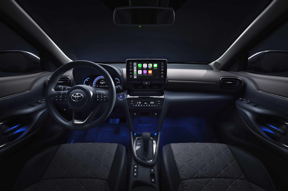 2020 Toyota Yaris Cross official image - interior