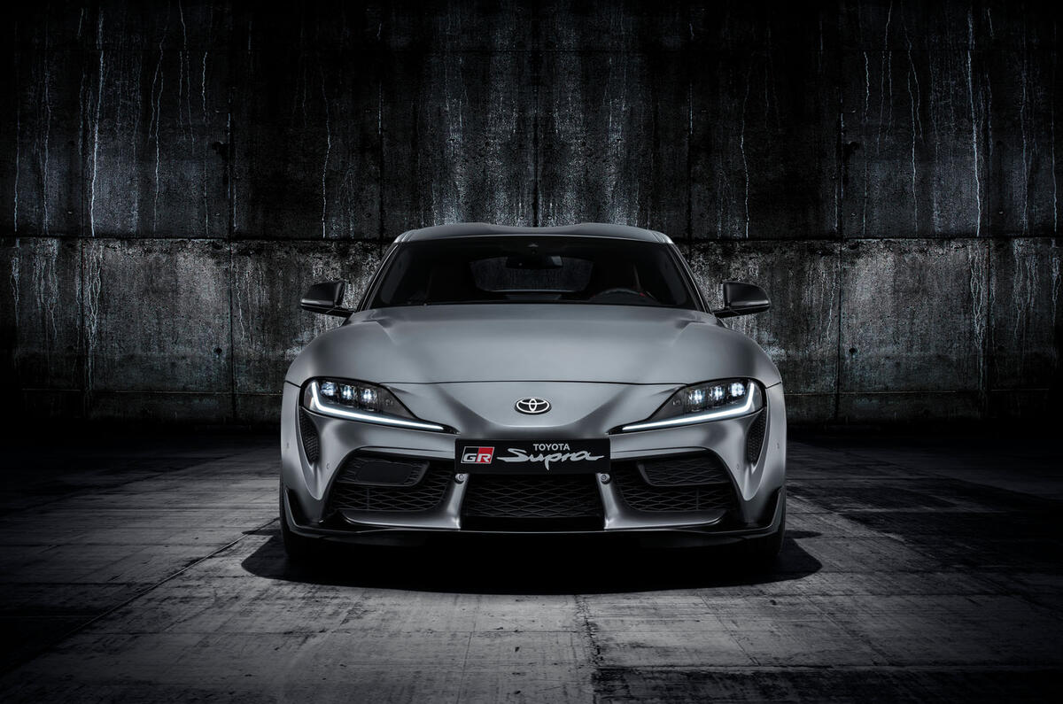 toyota_supra_grey_studio_005.jpg