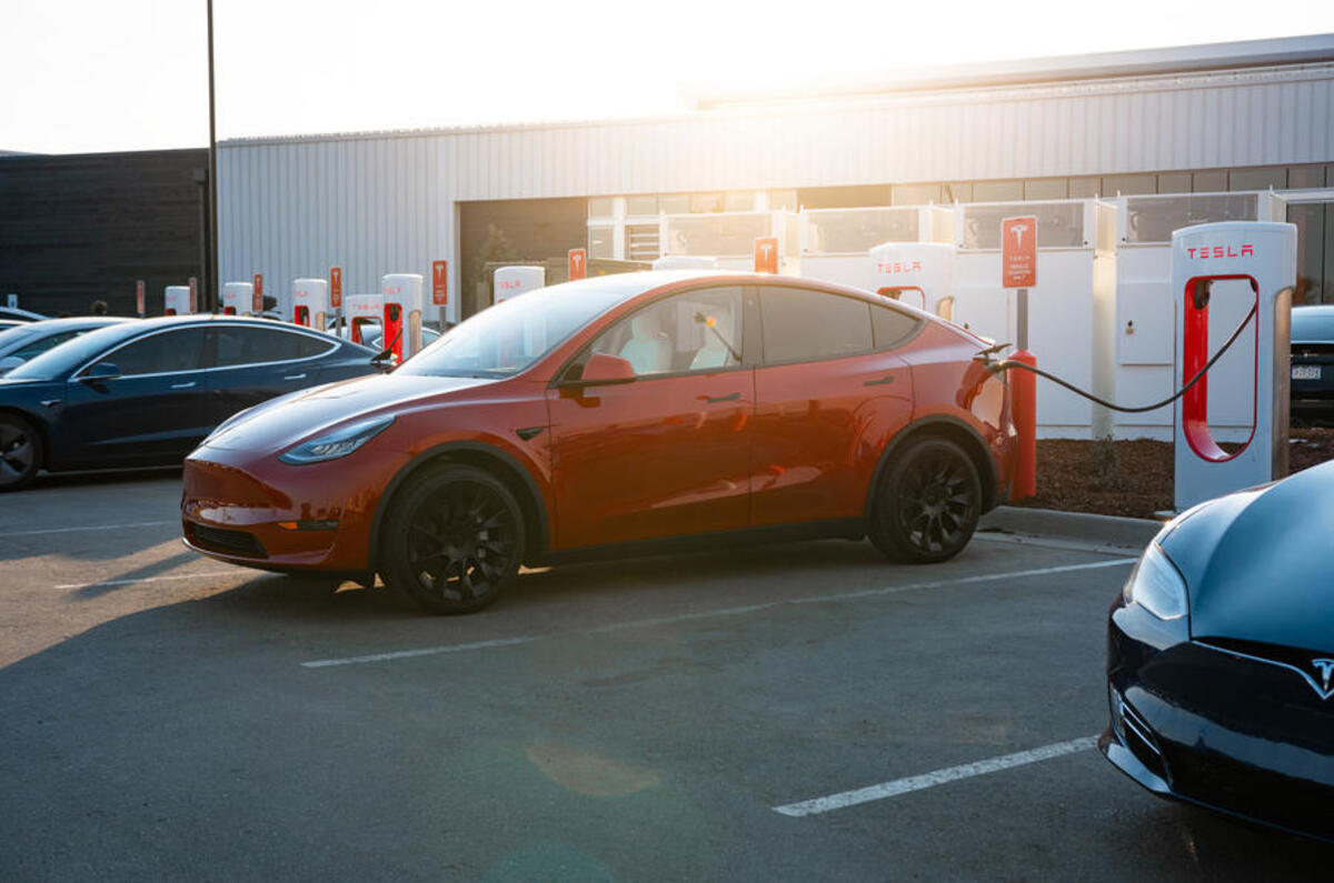 ttesla supercharger 3 0