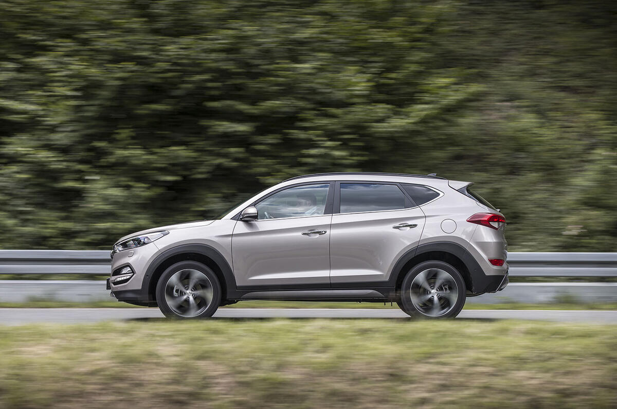 2015 Hyundai Tucson 2 0 Crdi Review Review Autocar
