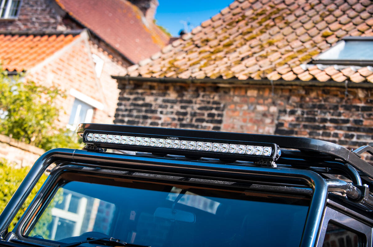 Twisted Defender V8 2018 UK first drive review - roof rack