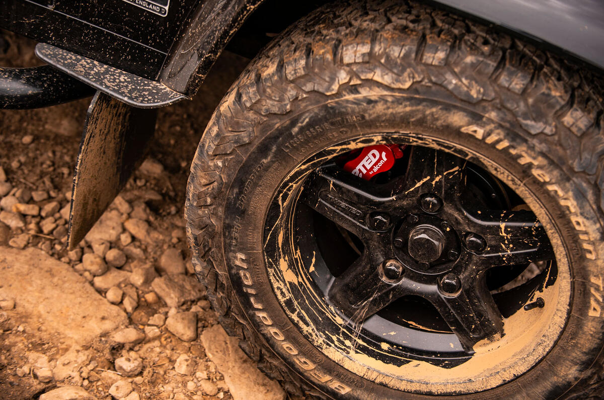 Twisted Defender V8 2018 UK first drive review - mud