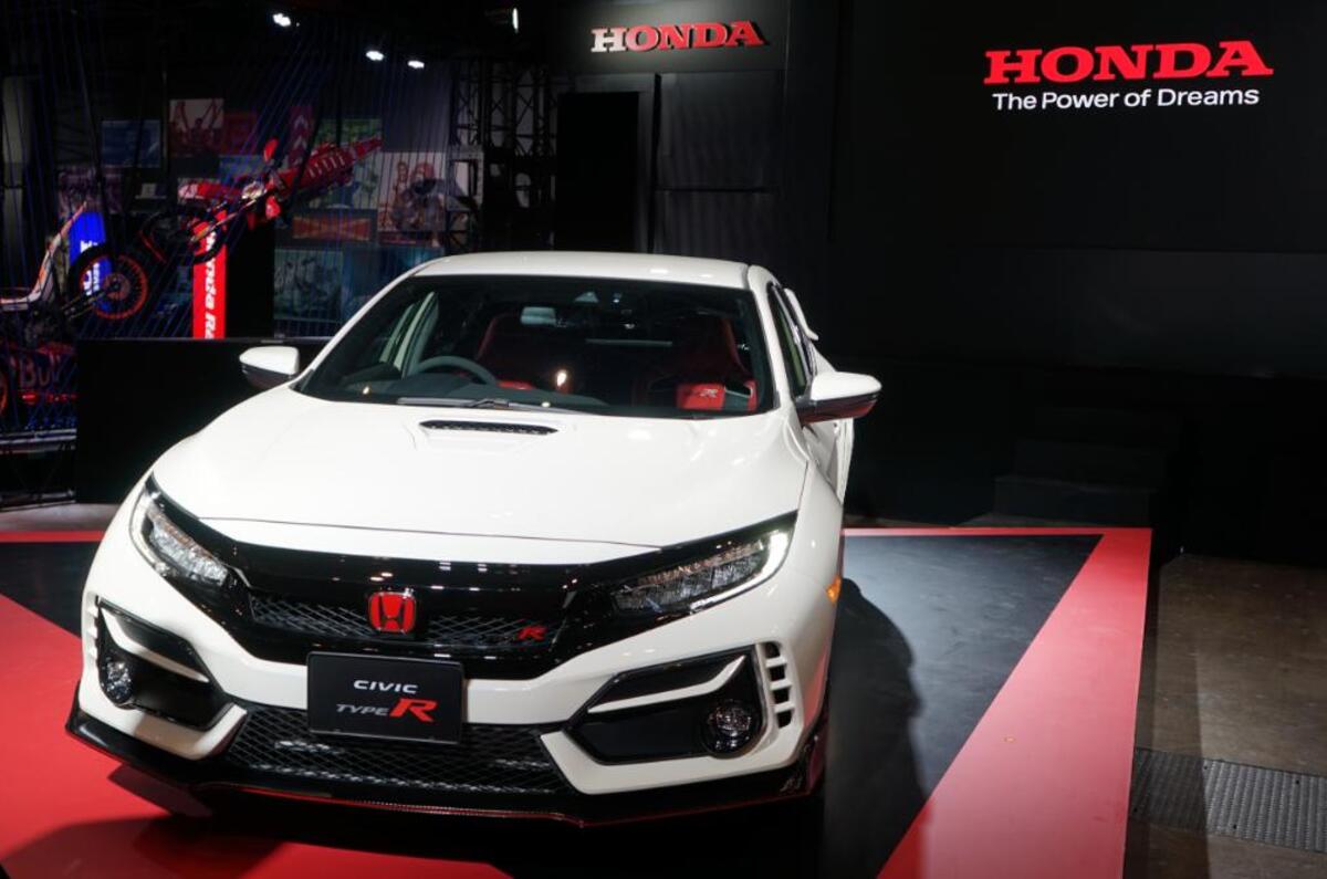 Facelifted Honda Civic Type R Receives Handling And Interior Upgrades Autocar