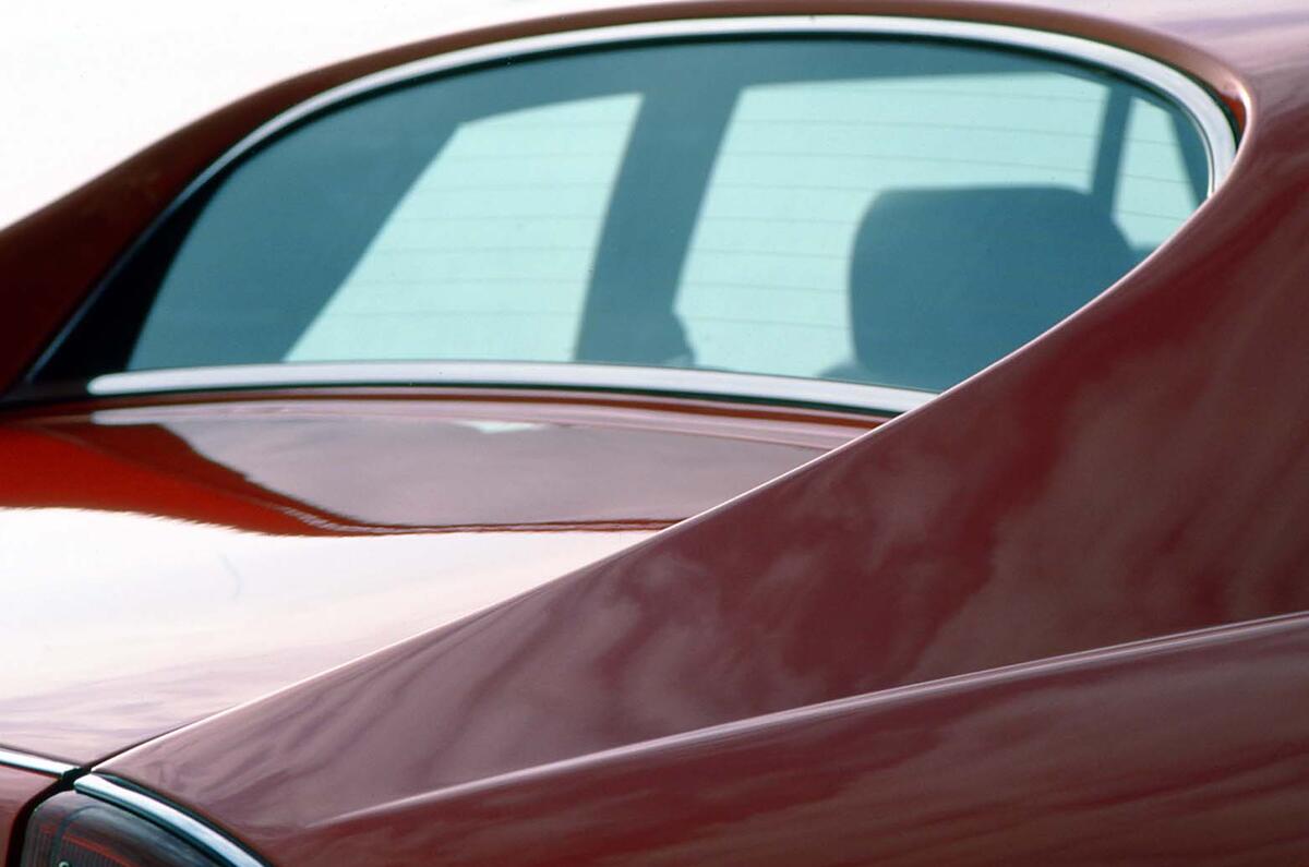 Jaguar XJS 