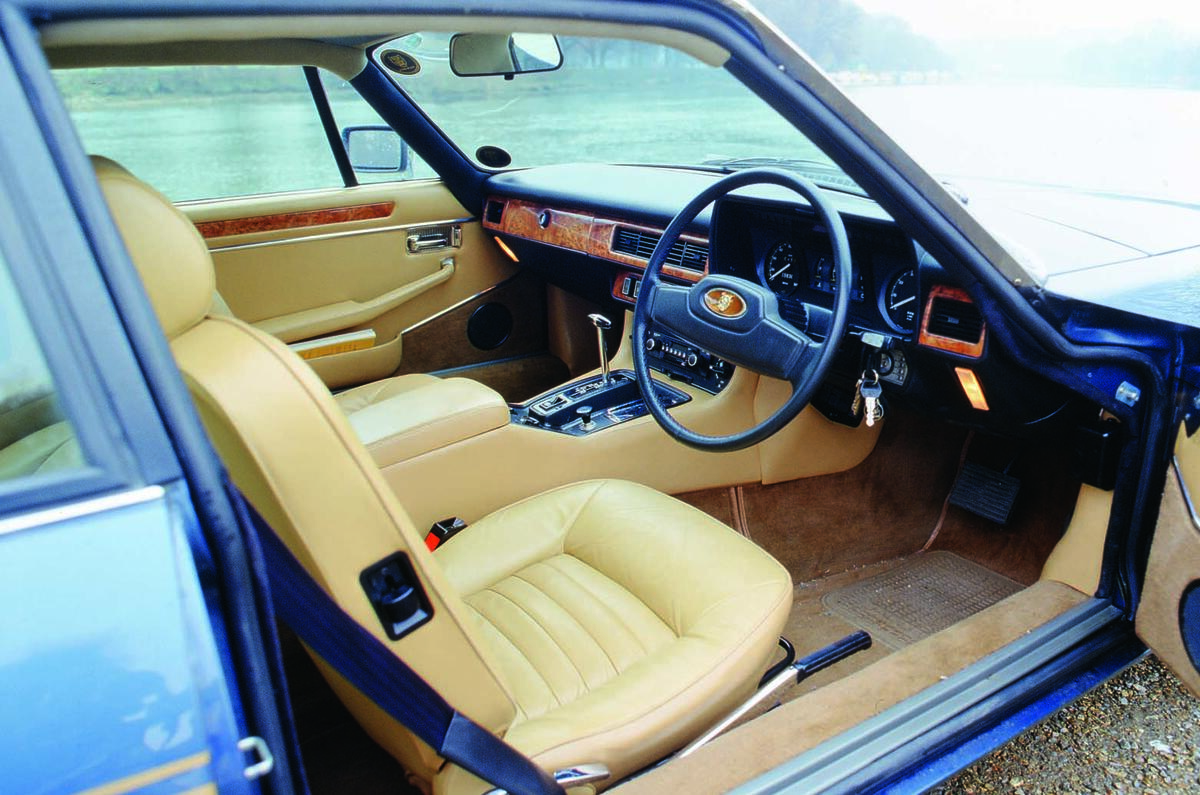 Jaguar XJS 