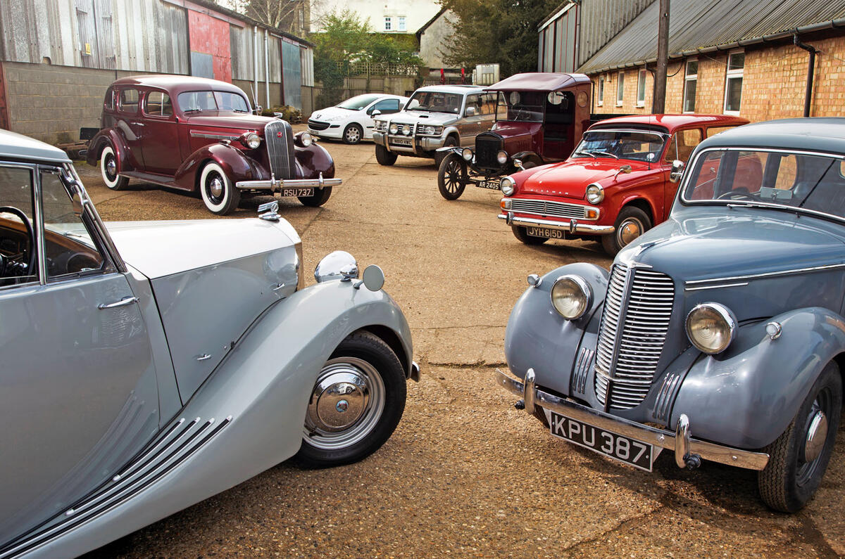 Rayment Lewis wedding cars