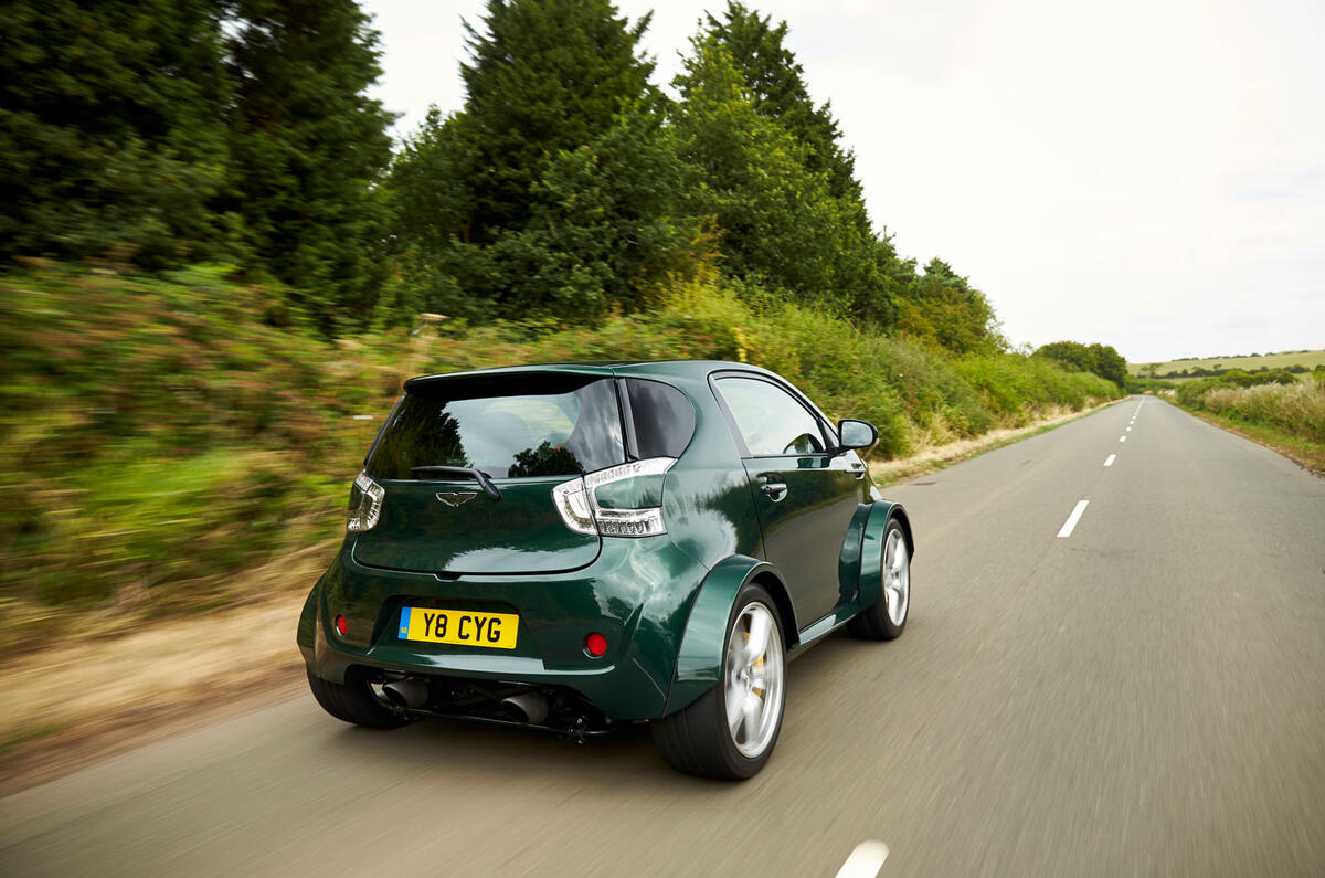 Aston martin cygnet v8 Aston martin cygnet v8