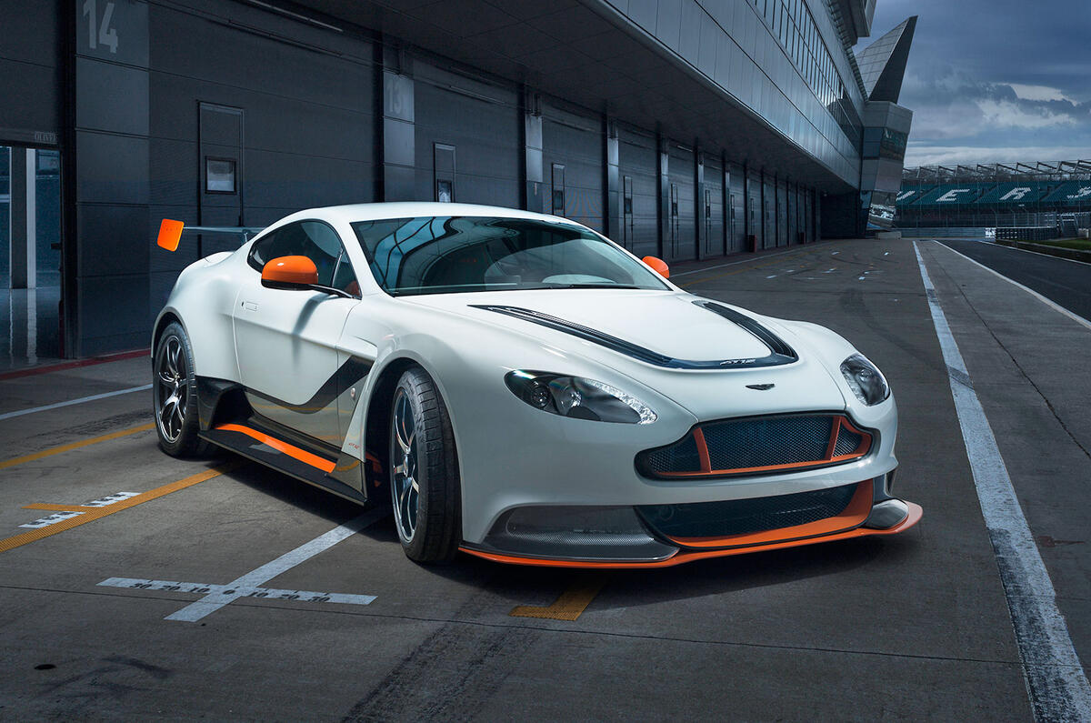 2015 Aston Martin Vantage Gt3 Revealed
