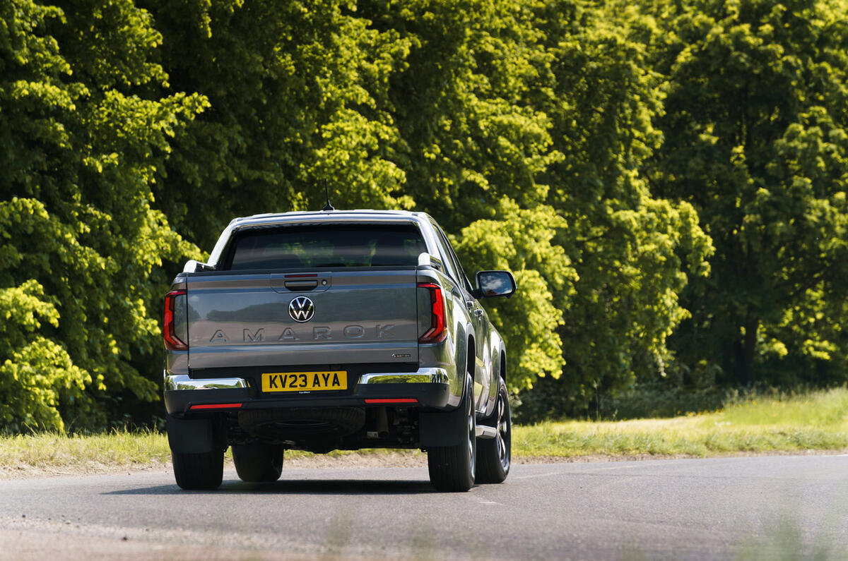 volkswagen amarok style avis 2023 05 action