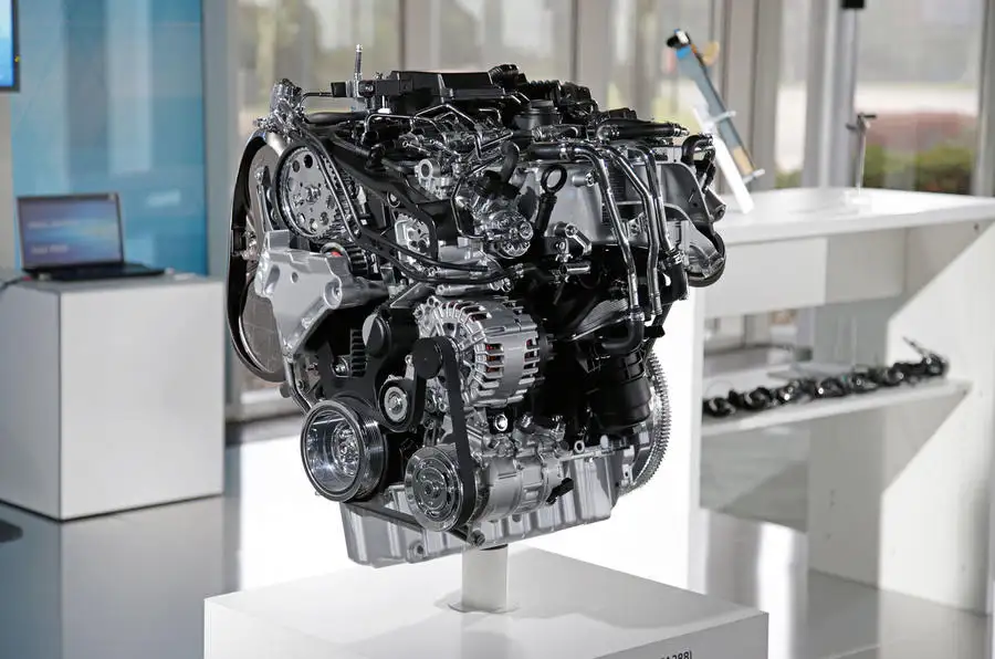 volkswagen-golf-1-5-tsi-mhev-prototype-first-drive-autocar
