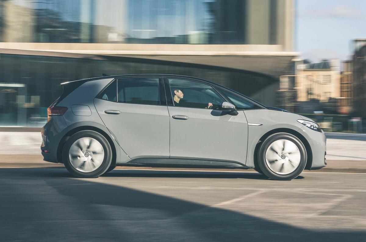 ردیابی جانبی فولکس واگن ID 3 2022