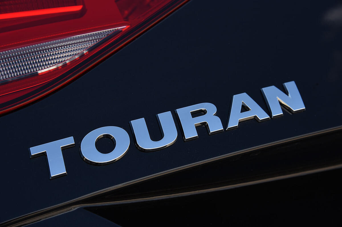 Volkswagen Touran badge
