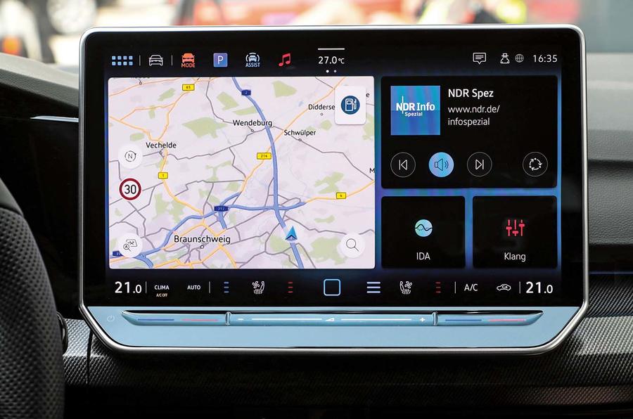 Volkswagen Golf новый сенсорный экран