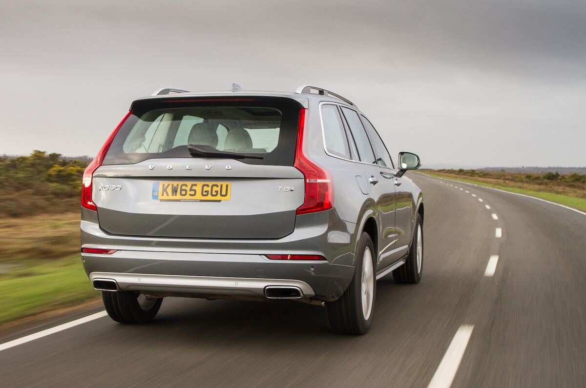 2016 Volvo Xc90 T8 Momentum Review Review Autocar