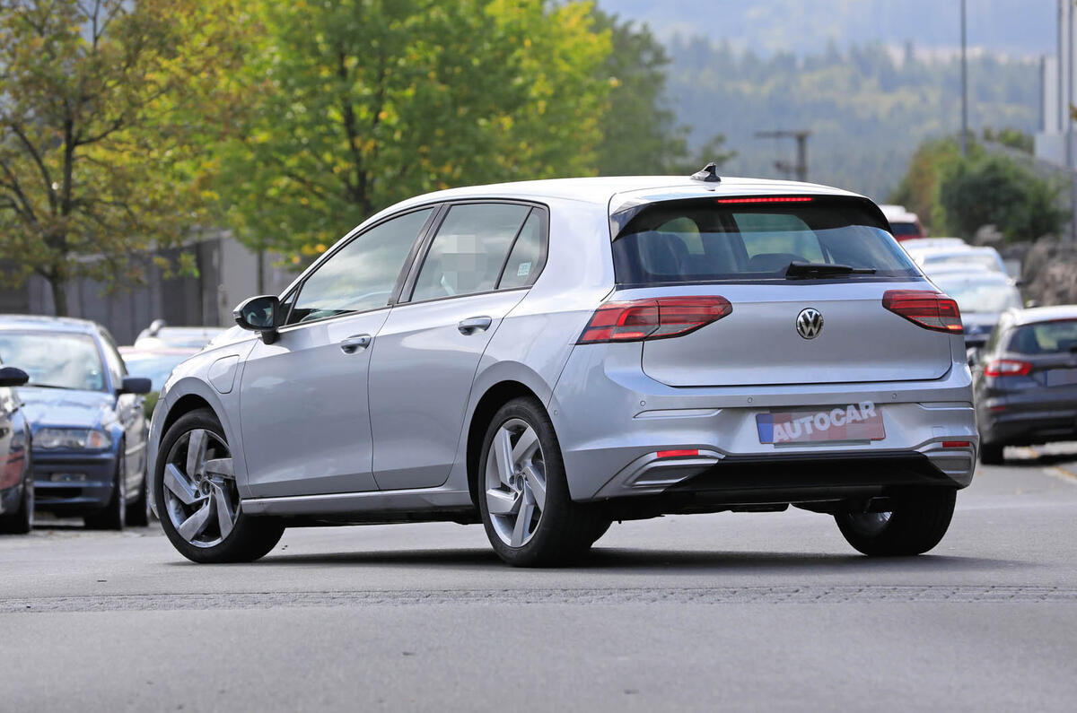 mk8 VW Golf GTE undisguised 