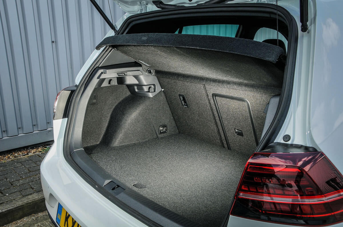 Volkswagen Golf GTE Advance 2017 review Autocar