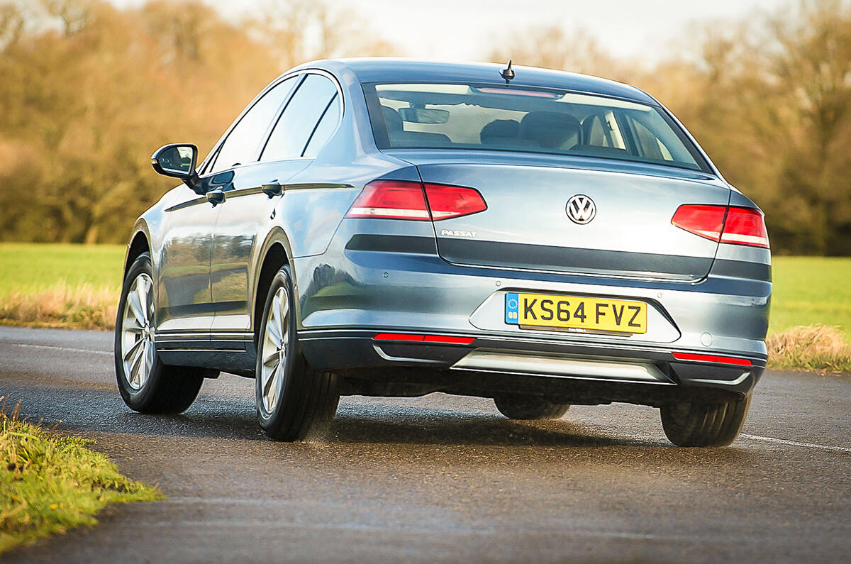 2015 Volkswagen Passat 1.6 TDI S review review Autocar