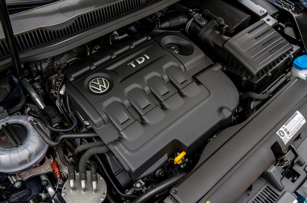 2015 Volkswagen Touran 1 6 Tdi Se Review Review Autocar