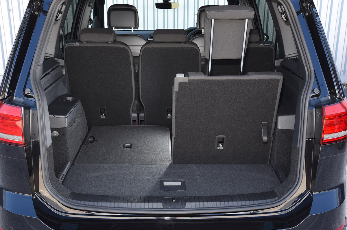 Volkswagen touran салон