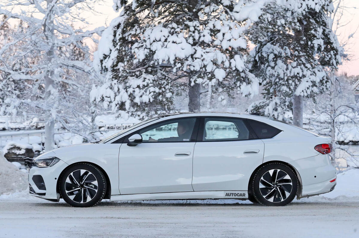 VW Aero B EV Winter 8