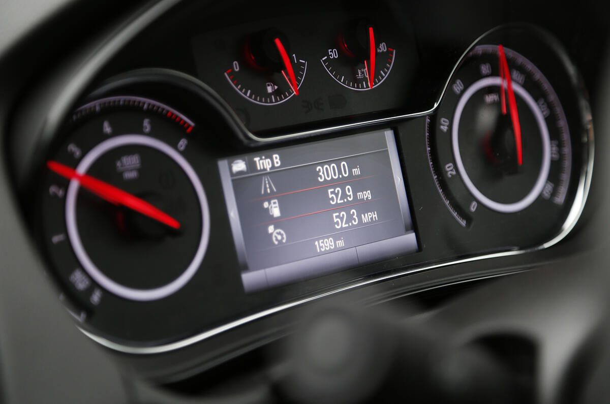 2015 Vauxhall Insignia 2.0 CDTi 170 first drive Autocar