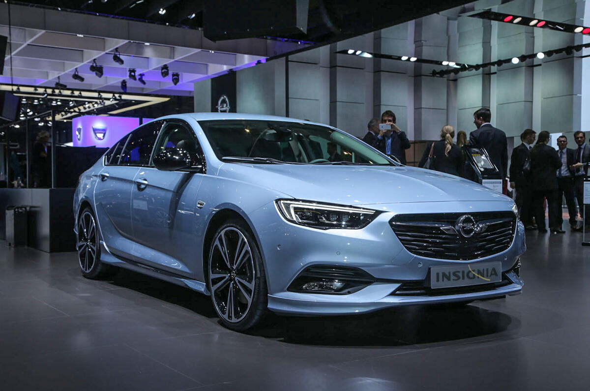 2017 Vauxhall Insignia Grand Sport officially revealed