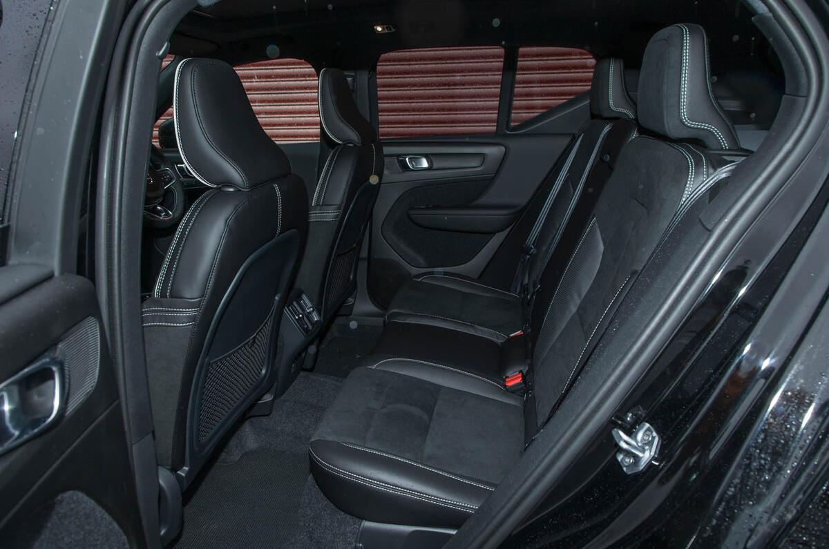 Volvo Xc40 D4 Awd First Edition 2018 Review Autocar