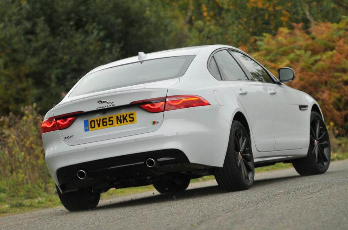 15 Jaguar Xf S 3 0 V6 380ps Review Review Autocar