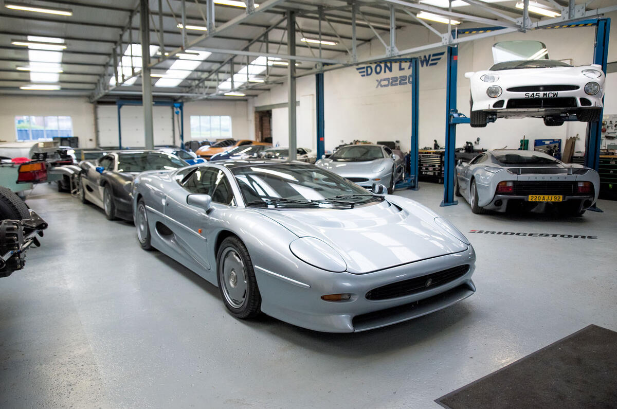 Past Masters Jaguar Xj220 Review Autocar