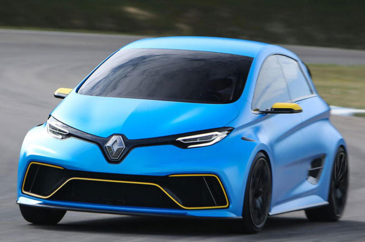 456bhp Renault Zoe e-sport driven flat out on track