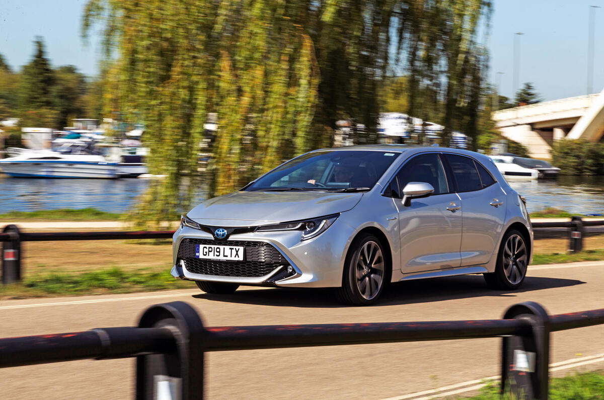 Toyota corolla shop 2020 hybrid hatchback