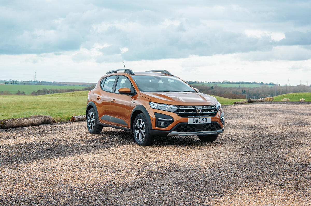 11 Dacia Sandero Stepway 2021 LT statique